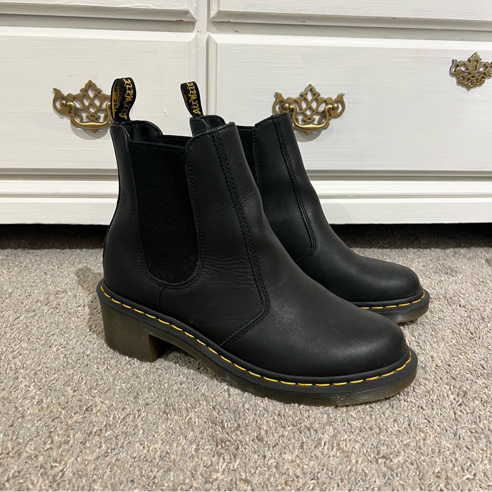 Dr. Martens 2976 Leather Chelsea Boots - Picture 3 of 9